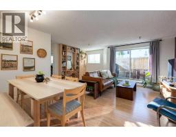 103, 545 18 Avenue SW Cliff Bungalow