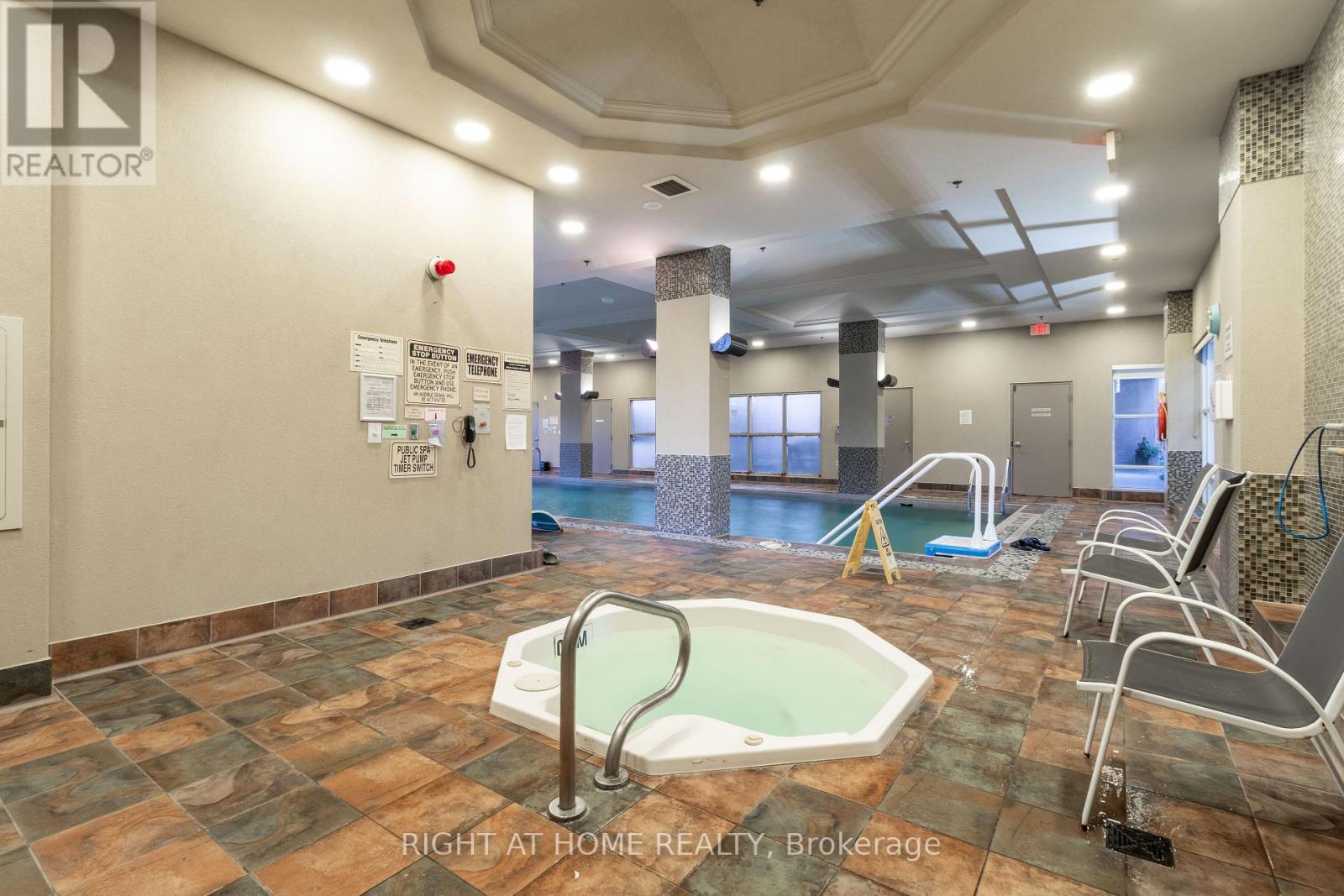 511 - 349 Rathburn Road W, Mississauga, Ontario  L5B 0G9 - Photo 21 - W12494312