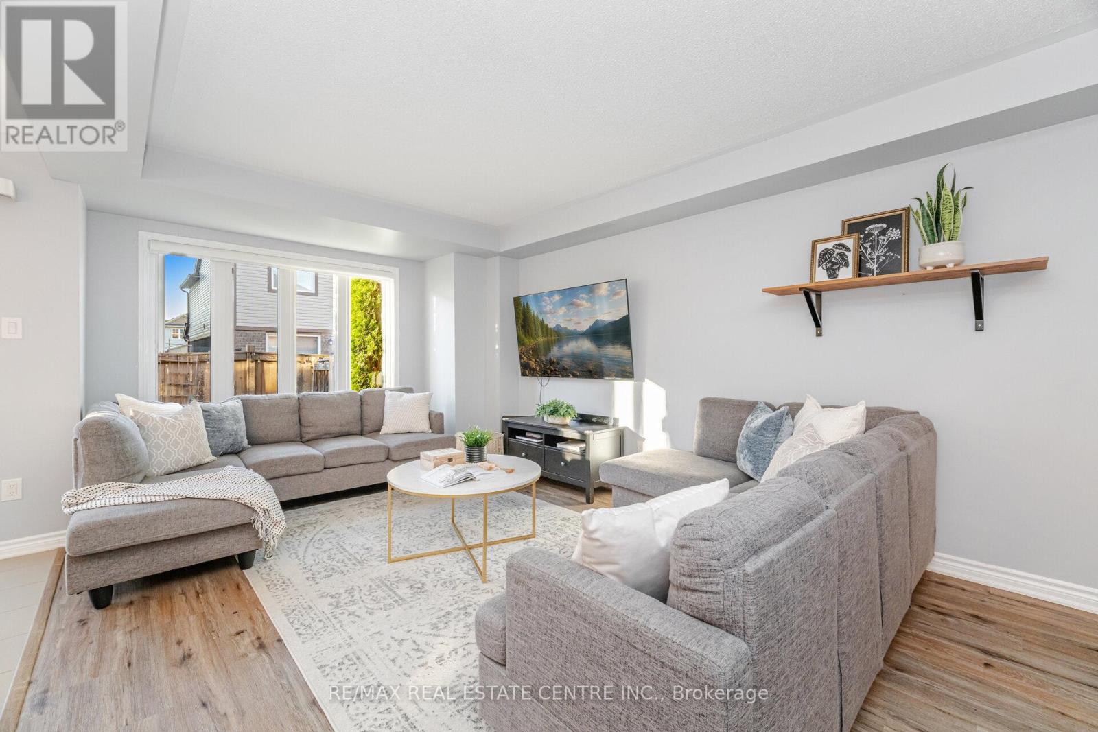 322 Chuchmach Close, Milton, Ontario  L9T 8B5 - Photo 11 - W12494328