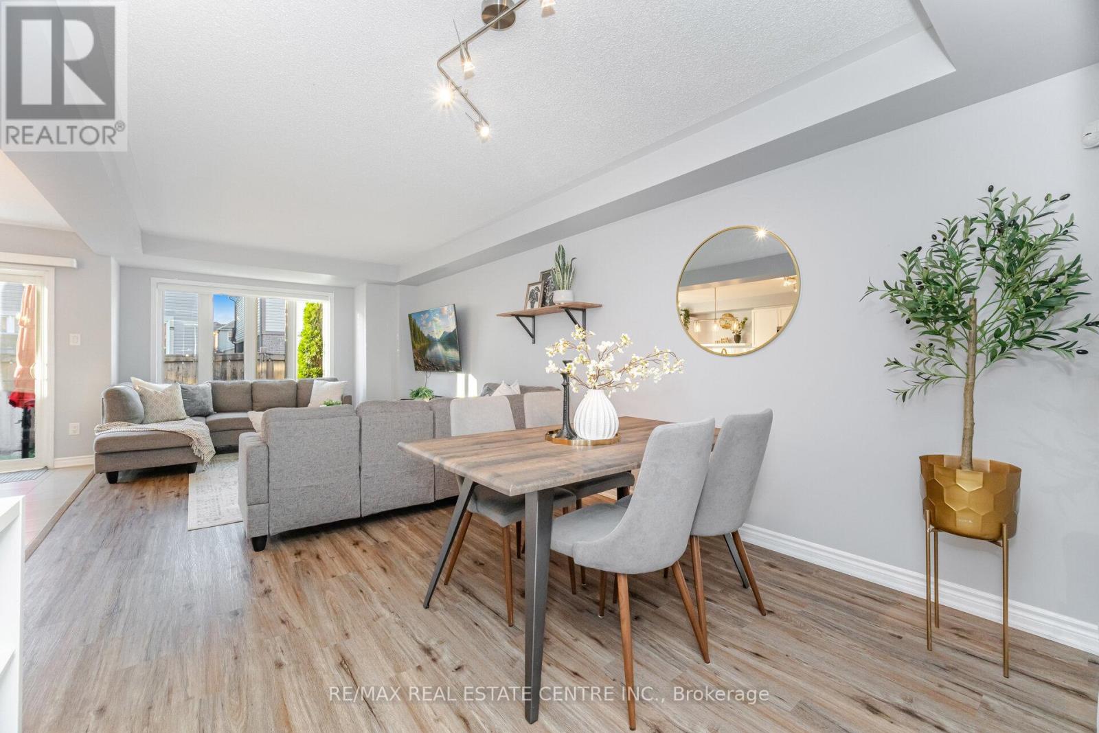 322 Chuchmach Close, Milton, Ontario  L9T 8B5 - Photo 9 - W12494328