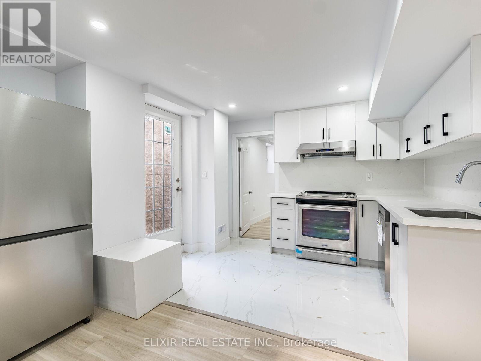 Bsmt - 20 Penn Drive, Brampton, Ontario  L7A 1N9 - Photo 7 - W12494332