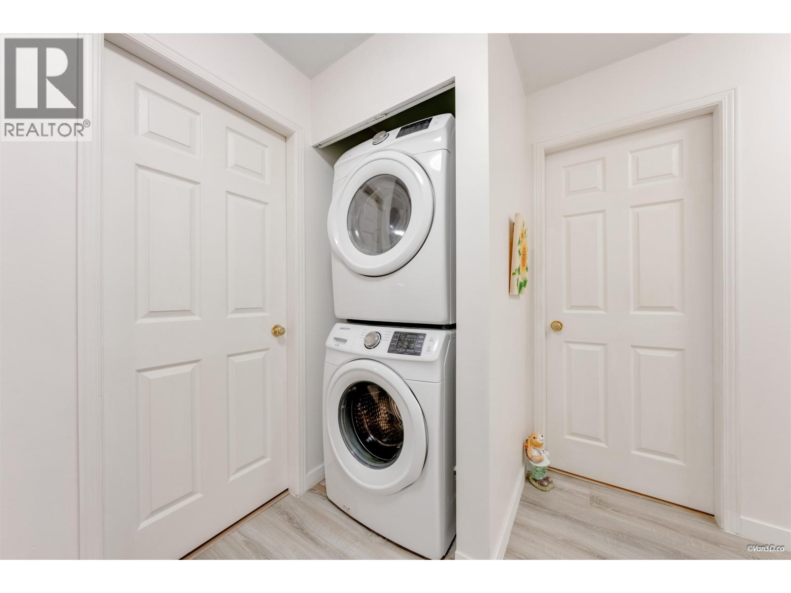 208 515 Whiting Way, Coquitlam, British Columbia  V3J 7W9 - Photo 13 - R3063375