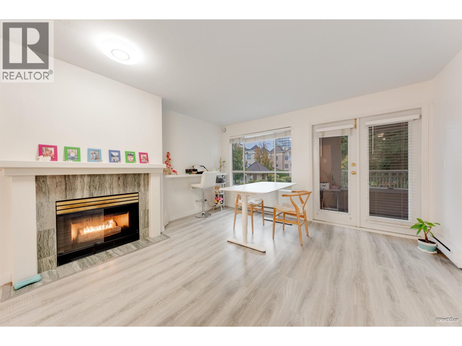 208 515 Whiting Way, Coquitlam, British Columbia  V3J 7W9 - Photo 6 - R3063375