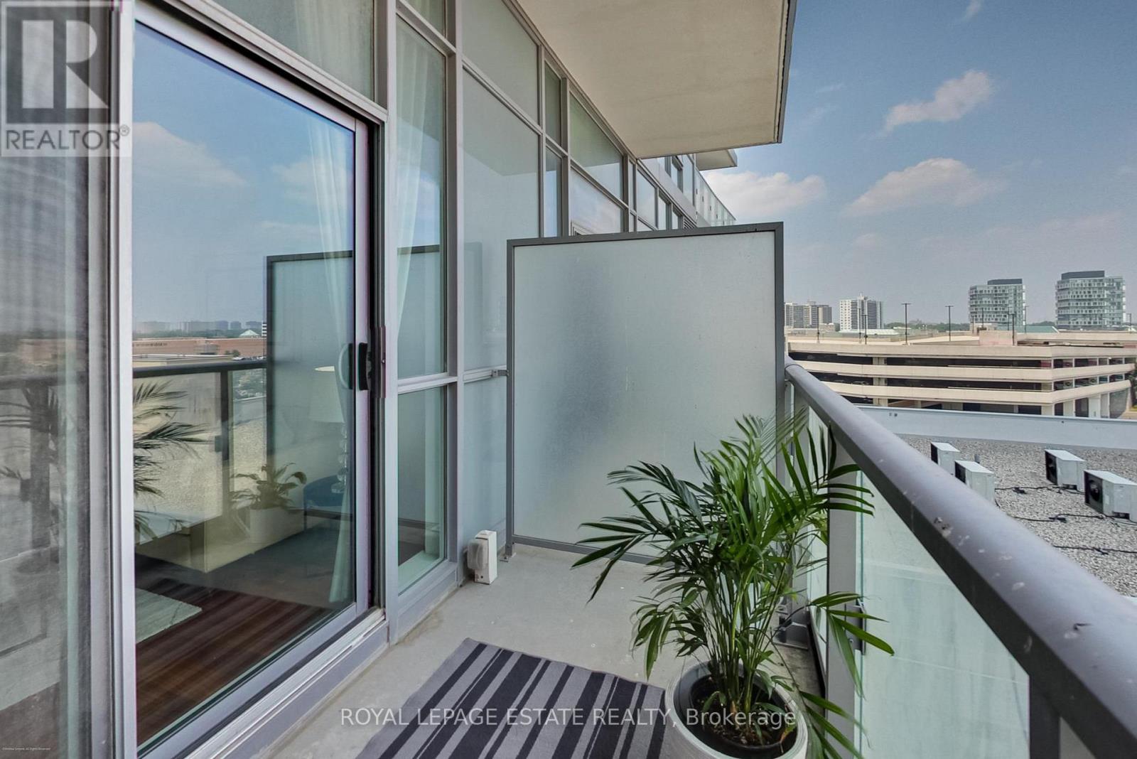 501 - 70 Forest Manor Road, Toronto, Ontario  M2J 0A9 - Photo 13 - C12494342