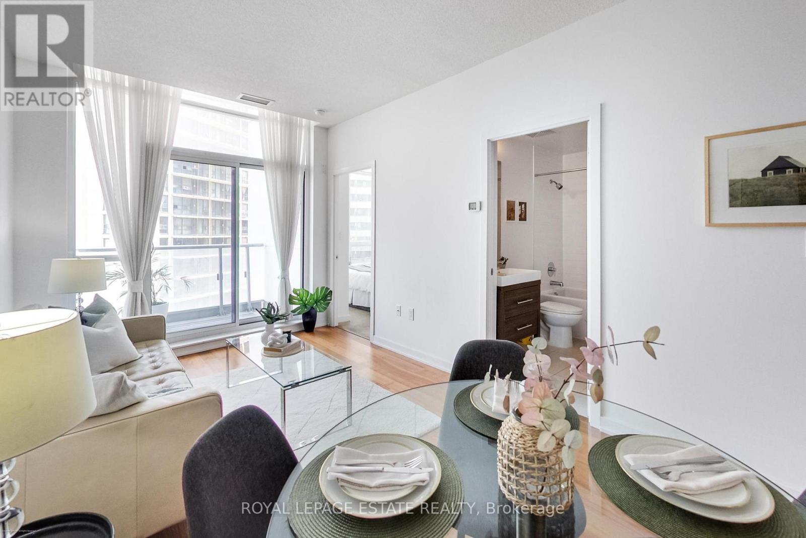 501 - 70 Forest Manor Road, Toronto, Ontario  M2J 0A9 - Photo 9 - C12494342