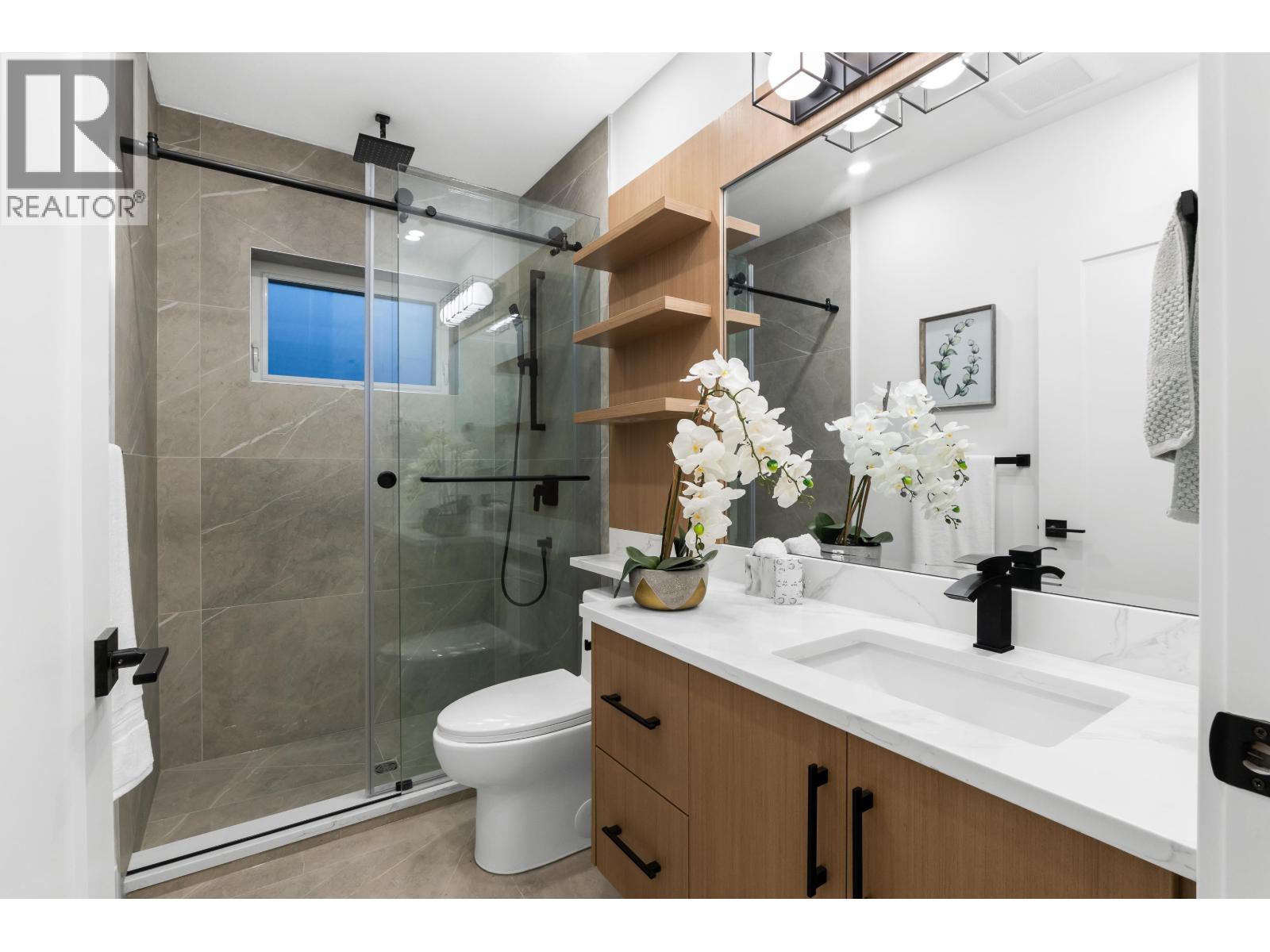 1 1166 E 11th Avenue, Vancouver, British Columbia  V5T 2G3 - Photo 32 - R3061474