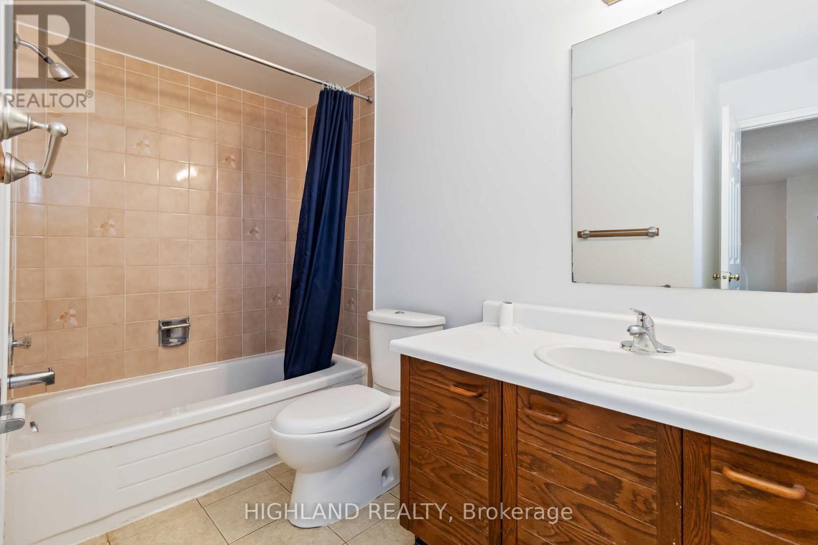 6329 Prairie Circle, Mississauga, Ontario  L5N 5V6 - Photo 16 - W12494340