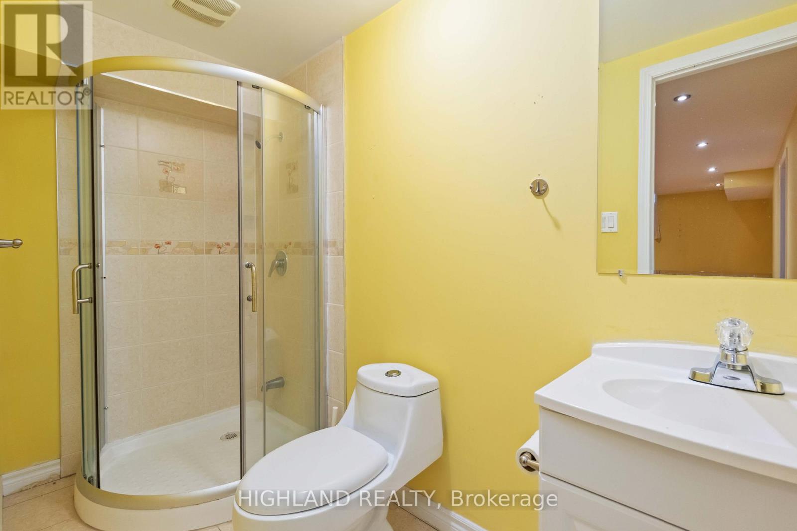 6329 Prairie Circle, Mississauga, Ontario  L5N 5V6 - Photo 26 - W12494340