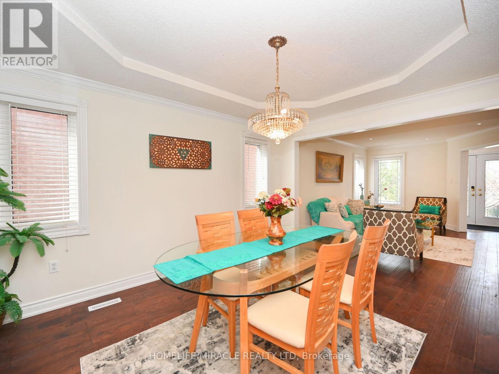 1184 Windsor Hill Boulevard, Mississauga, Ontario  L5V 1N9 - Photo 10 - W12494350