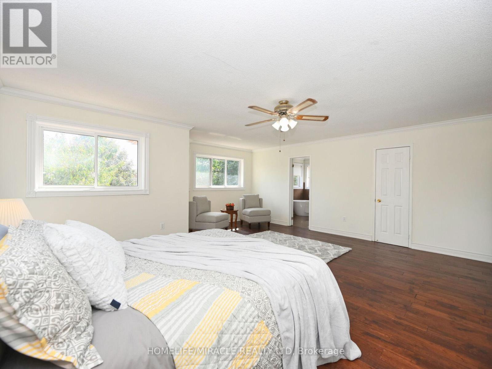 1184 Windsor Hill Boulevard, Mississauga, Ontario  L5V 1N9 - Photo 23 - W12494350