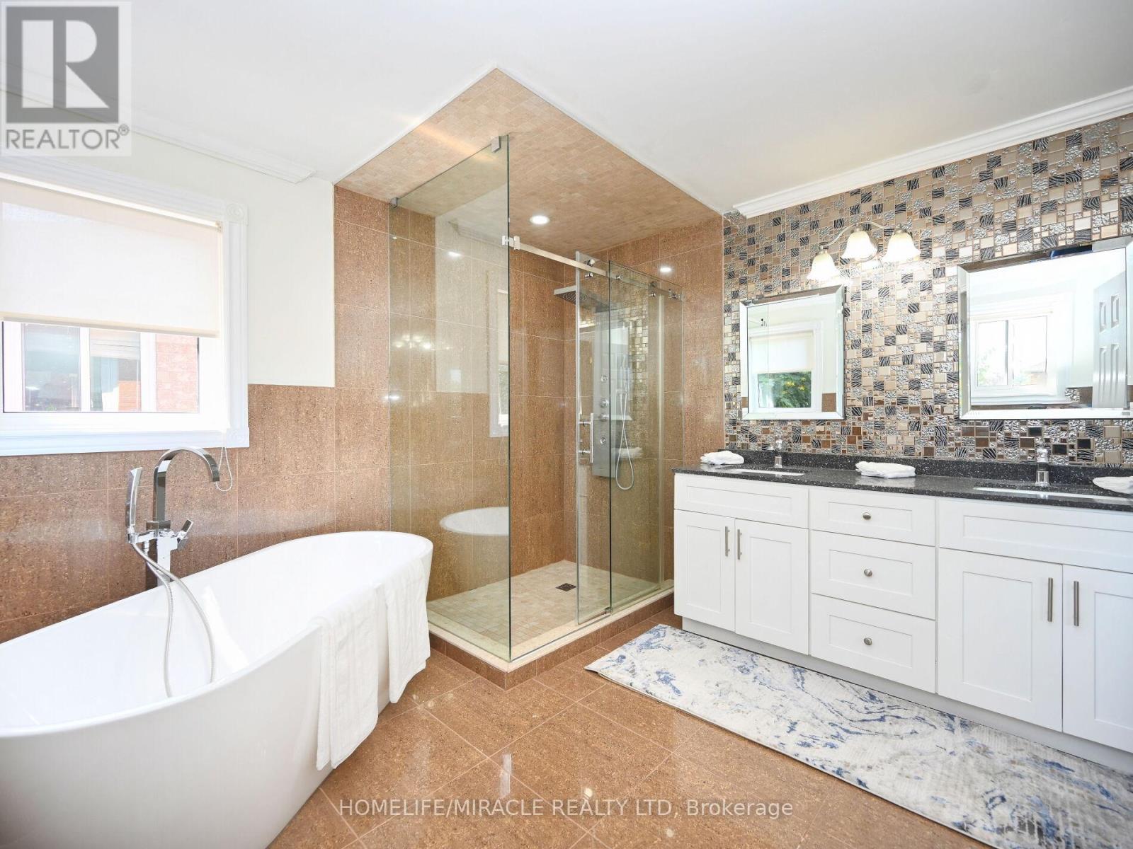 1184 Windsor Hill Boulevard, Mississauga, Ontario  L5V 1N9 - Photo 25 - W12494350