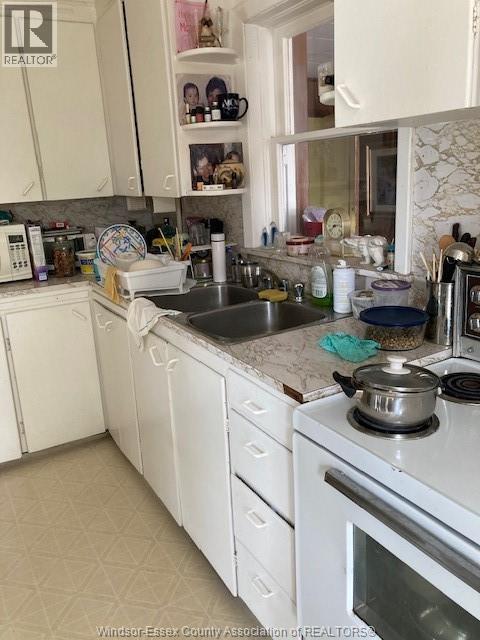 4747 Seminole, Windsor, Ontario  N8Y 2A2 - Photo 4 - 25021141