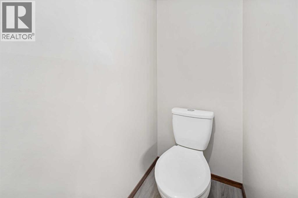 211 Sandstone Drive Nw, Calgary, Alberta  T3K 3C4 - Photo 26 - A2174813