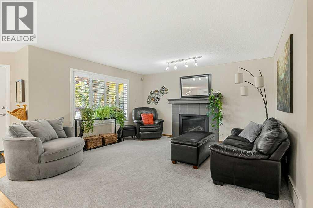 151 Mt Gibraltar Heights Se, Calgary, Alberta  T2Z 3R2 - Photo 8 - A2266324