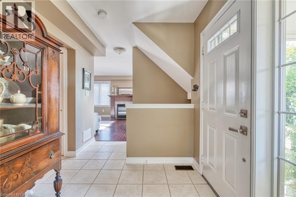 286 Fall Fair Way, Binbrook, Ontario  L0R 1C0 - Photo 5 - 40771080