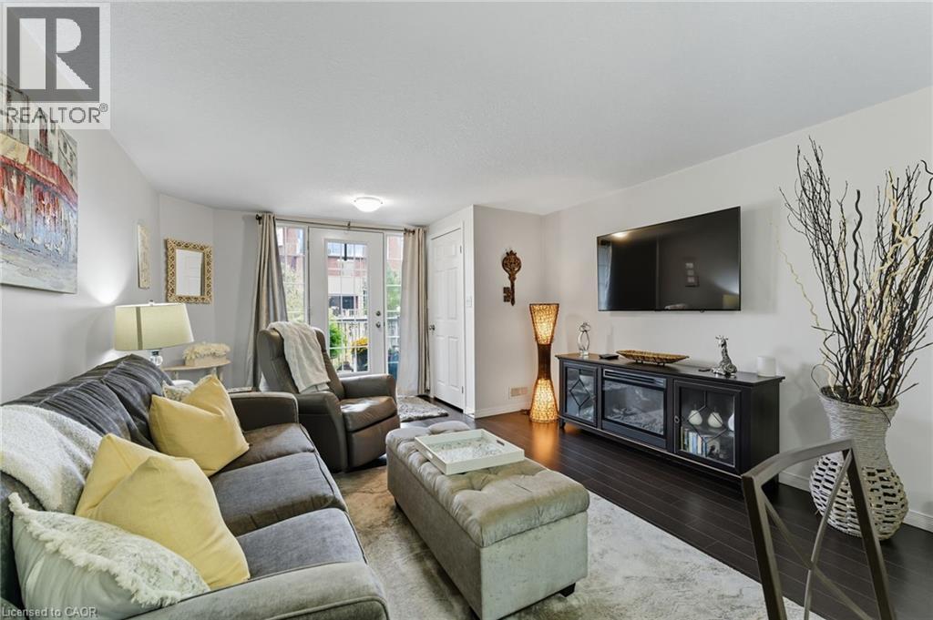29 Sienna Street Unit# F, Kitchener, Ontario  N2R 0H8 - Photo 4 - 40773431