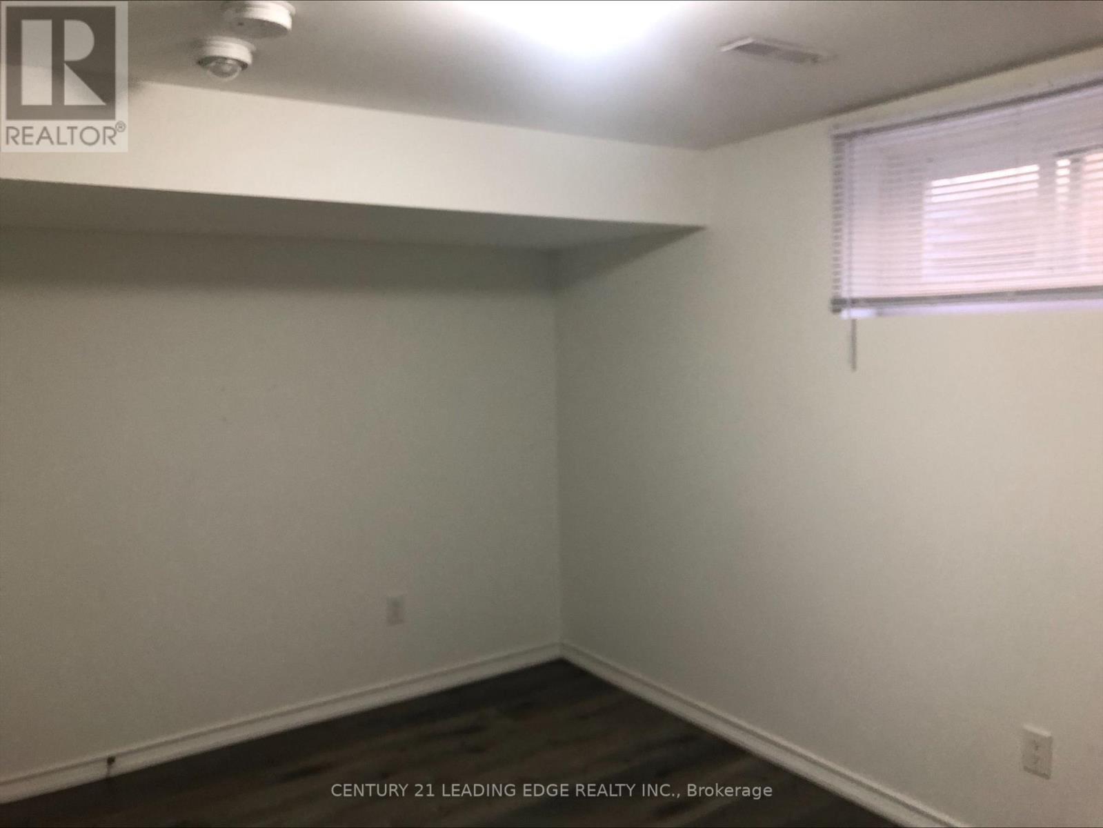 B - 1588 Corkstone Glade, Mississauga, Ontario  L4W 2E7 - Photo 9 - W12482567