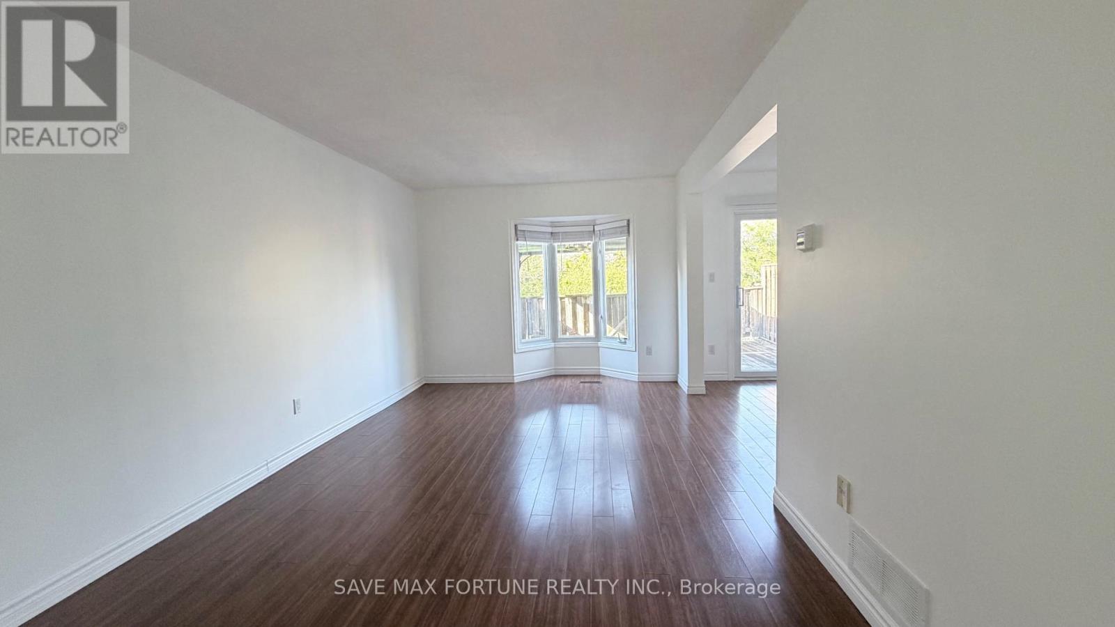 27 - 1 Royalwood Court, Hamilton, Ontario  L8E 4Y2 - Photo 11 - X12494344