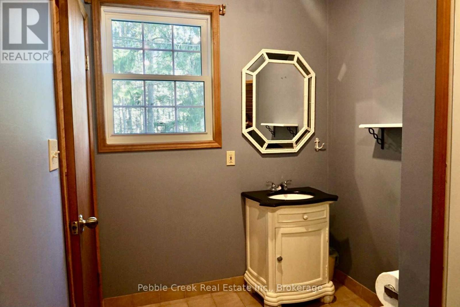 84433 Sunrise Drive, Ashfield-Colborne-Wawanosh (Ashfield), Ontario  N7A 3X9 - Photo 5 - X12494360