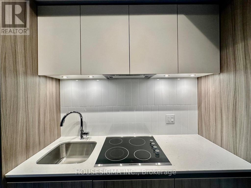 912 - 7950 Bathurst Street, Vaughan, Ontario  L4J 0L4 - Photo 5 - N12494366