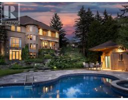 90 HUMBERVIEW DRIVE, Vaughan, Ontario