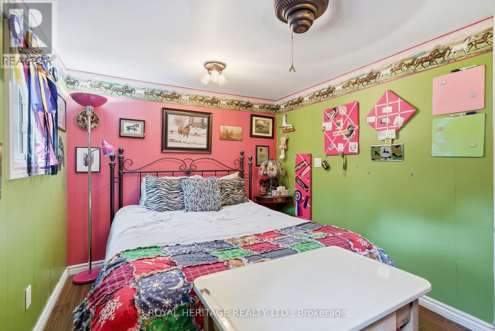 105 Glengarry Road, Kawartha Lakes (Manvers), Ontario  L0A 1A0 - Photo 21 - X12494398