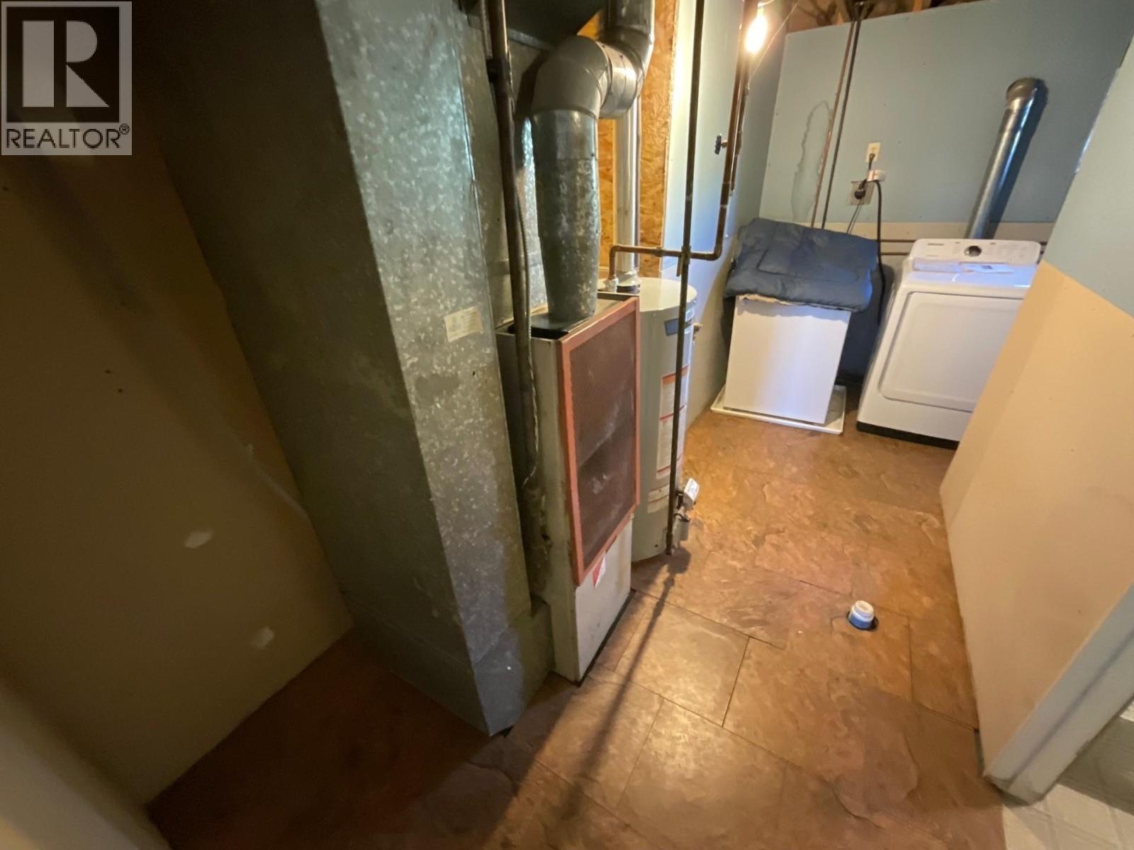 13235 Lake Shore Drive, Charlie Lake, British Columbia  V1J 8G1 - Photo 12 - R3059522