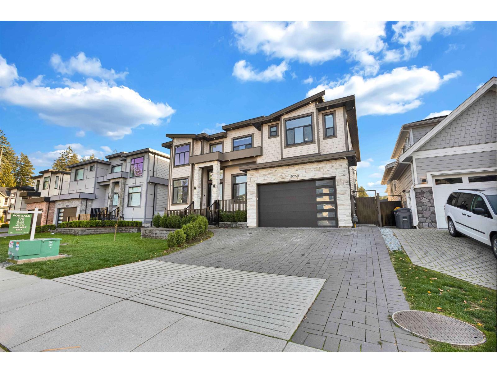 19758 33 Avenue, Langley, British Columbia  V3A 0N9 - Photo 2 - R3063098