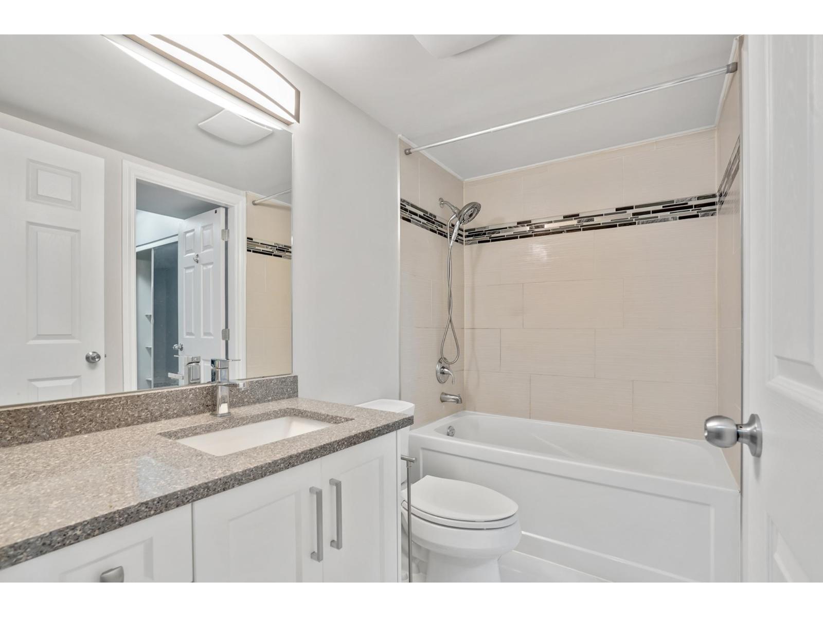 212 12110 80 Avenue, Surrey, British Columbia  V3W 0V2 - Photo 23 - R3063536