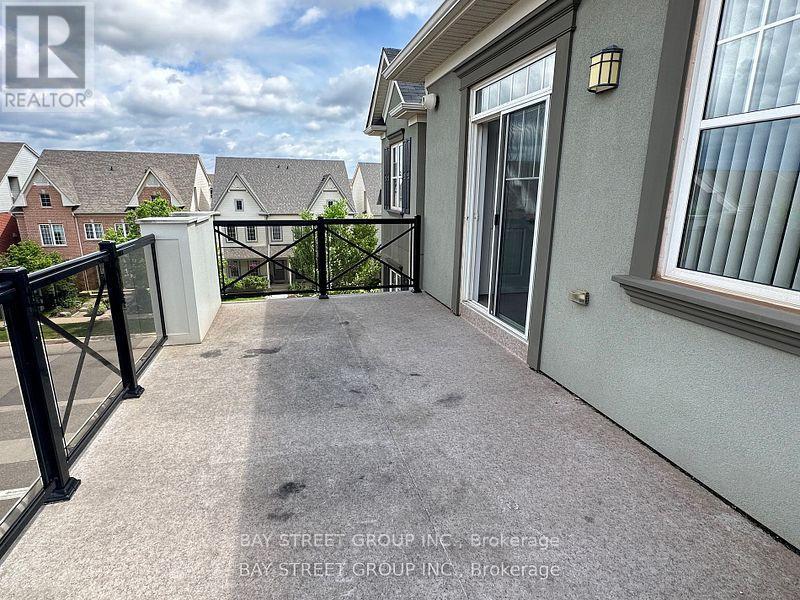 305 - 2333 Sawgrass Drive, Oakville, Ontario  L6H 0L2 - Photo 11 - W12494370