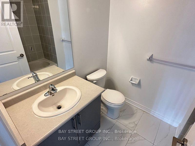 305 - 2333 Sawgrass Drive, Oakville, Ontario  L6H 0L2 - Photo 9 - W12494370