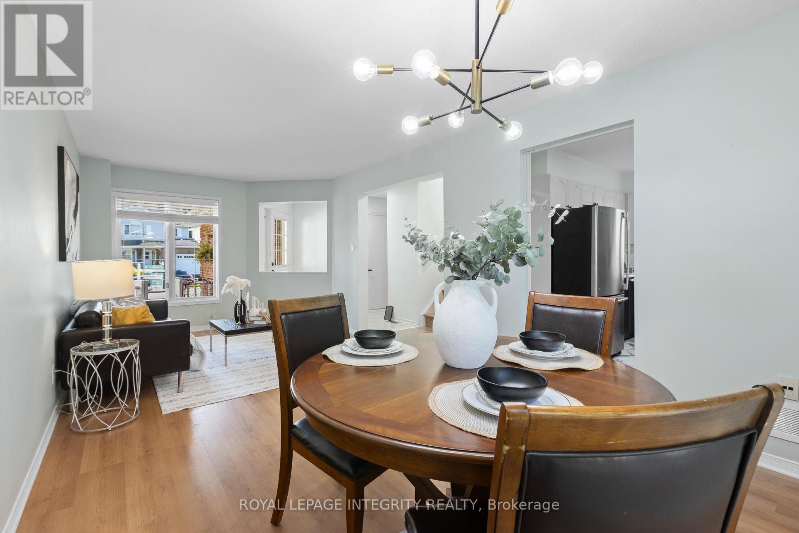 11 Royal Field Crescent, Ottawa, Ontario  K2J 4G1 - Photo 3 - X12494448