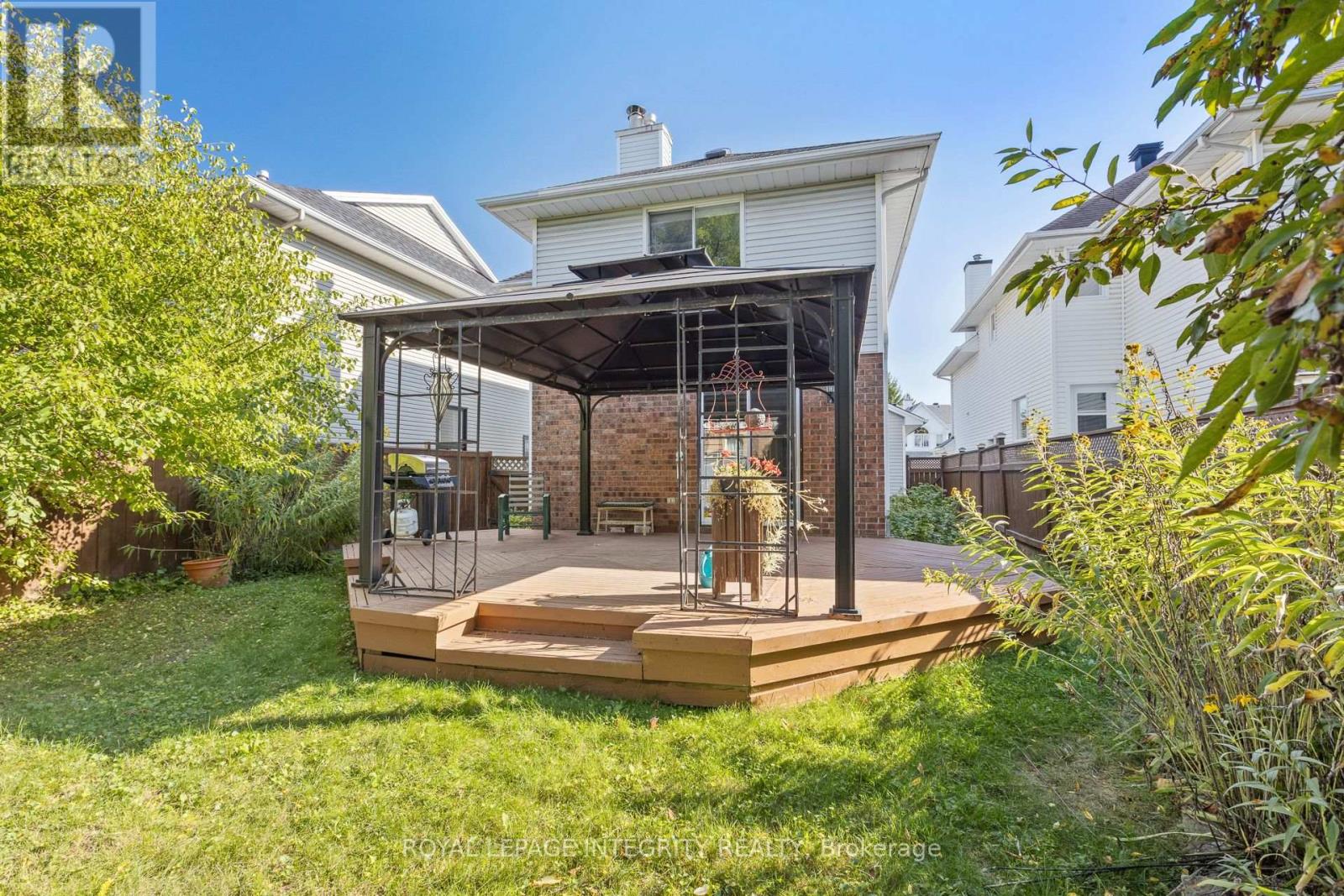 11 Royal Field Crescent, Ottawa, Ontario  K2J 4G1 - Photo 33 - X12494448