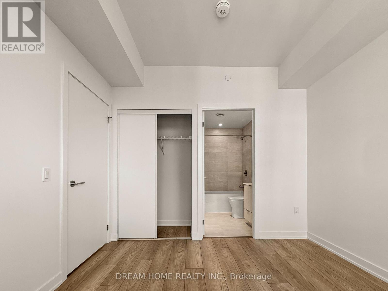 1314 - 120 Broadway Avenue, Toronto, Ontario  M4P 0E9 - Photo 3 - C12489312