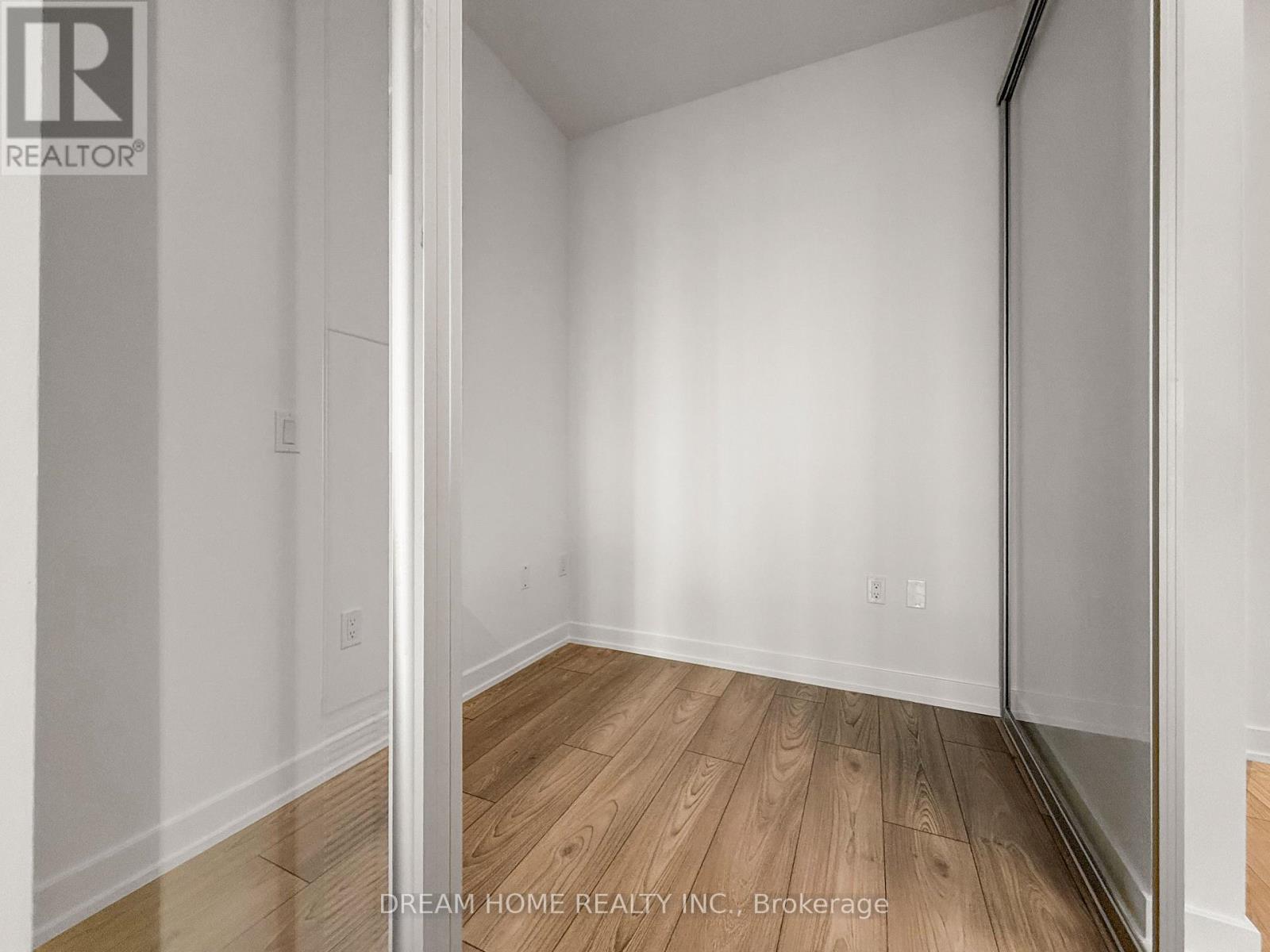 1314 - 120 Broadway Avenue, Toronto, Ontario  M4P 0E9 - Photo 6 - C12489312