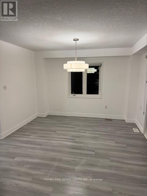 56 Cleghorn Drive, Hamilton, Ontario  L0R 1C0 - Photo 31 - X12493620