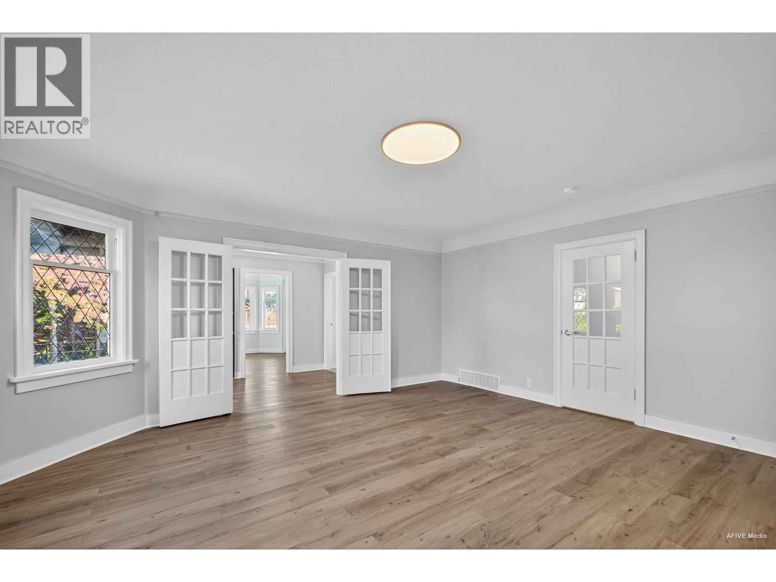 7561 Angus Drive, Vancouver, British Columbia  V6P 5K1 - Photo 6 - R3063490