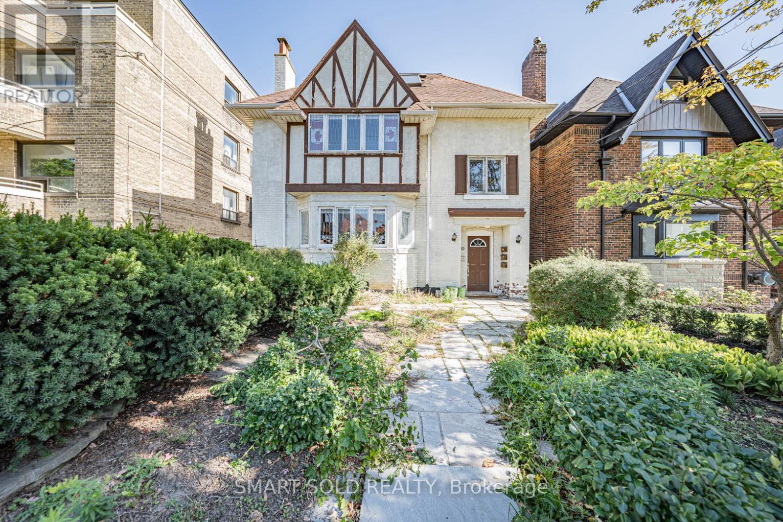 889 AVENUE ROAD, Toronto, Ontario