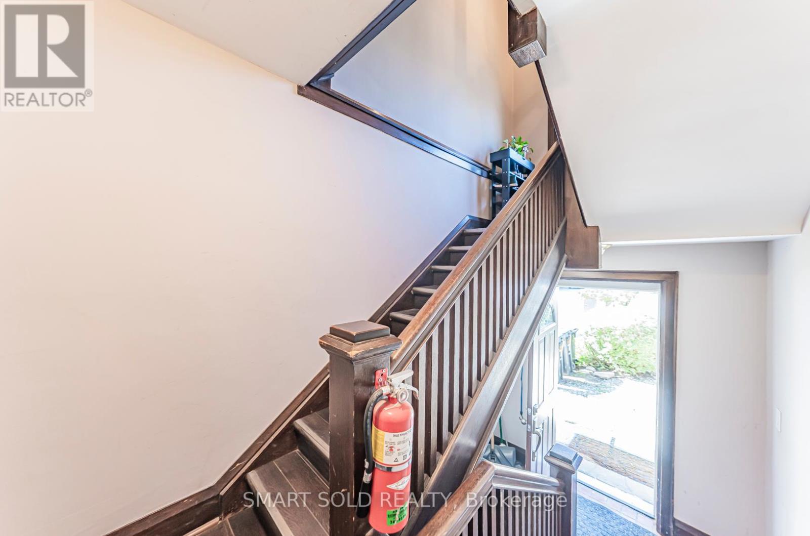 889 Avenue Road, Toronto, Ontario  M5P 2K7 - Photo 18 - C12494428