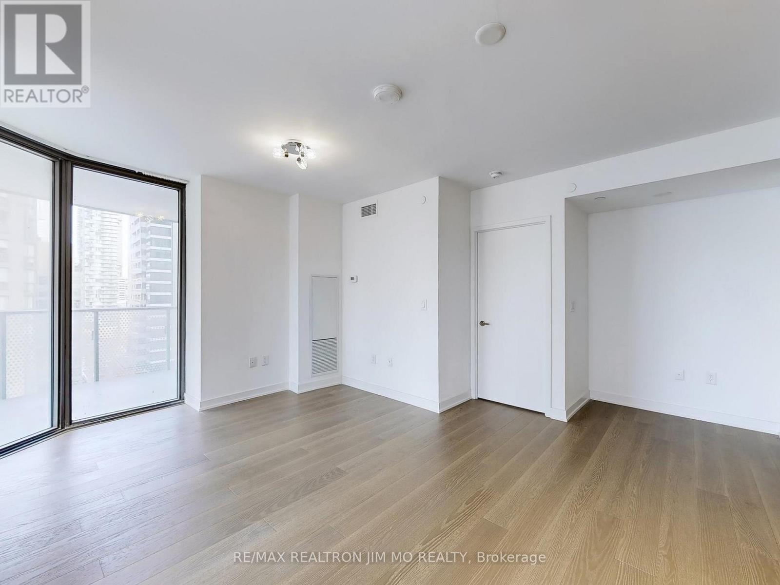 1208 - 11 Wellesley Street W, Toronto, Ontario  M4Y 0G4 - Photo 14 - C12494432