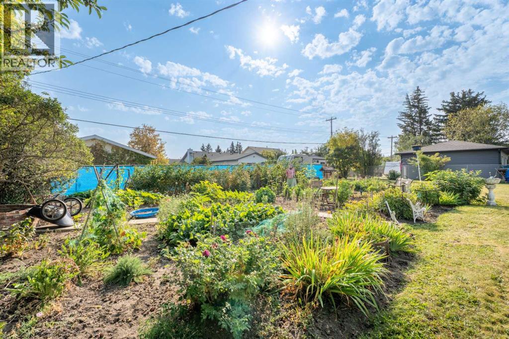 4517 & 4513 46 Street, Sylvan Lake, Alberta  T4S 1L2 - Photo 12 - A2259470