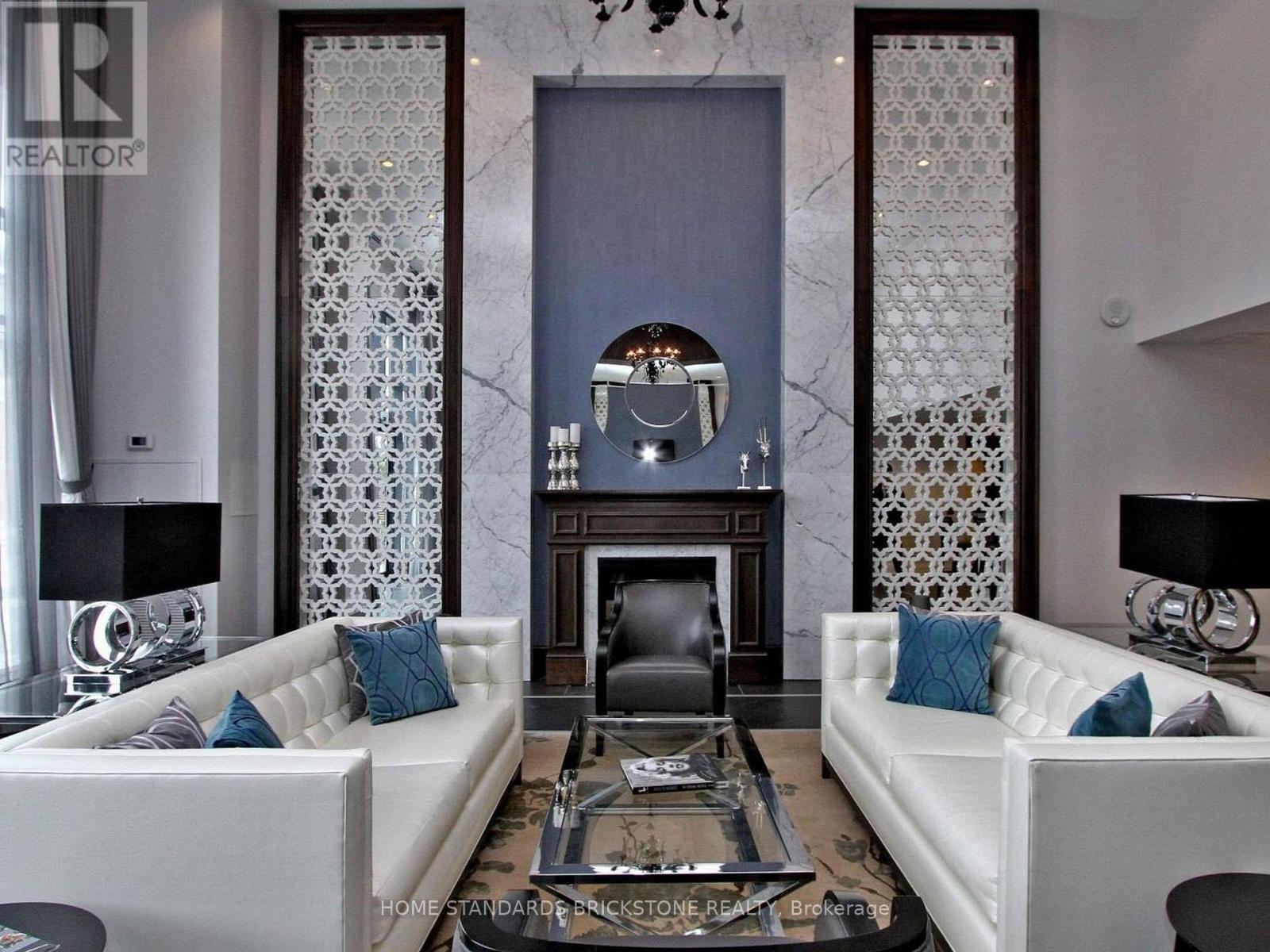 427 - 7608 Yonge Street, Vaughan, Ontario  L4J 0J5 - Photo 3 - N12494412