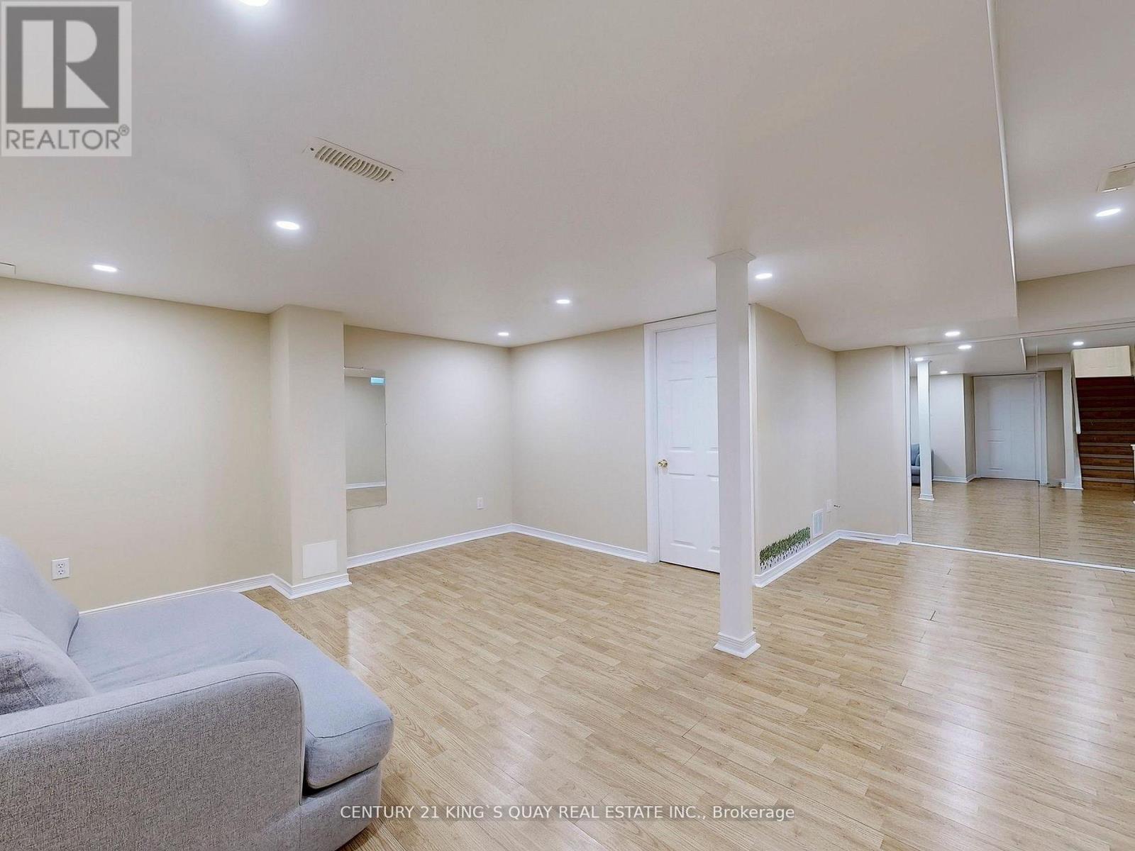 71 Rembrandt Drive, Markham, Ontario  L3R 4W6 - Photo 37 - N12494414