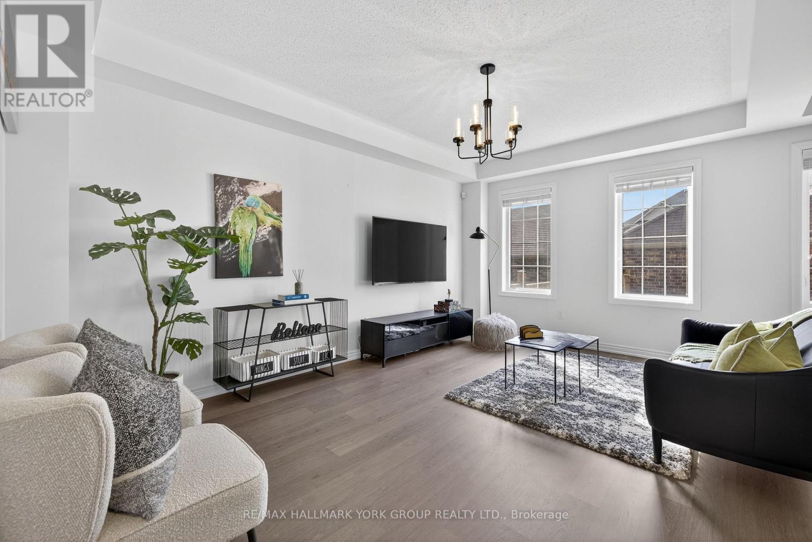 14 Walter Proctor Road, East Gwillimbury, Ontario  L9N 0L6 - Photo 18 - N12494434