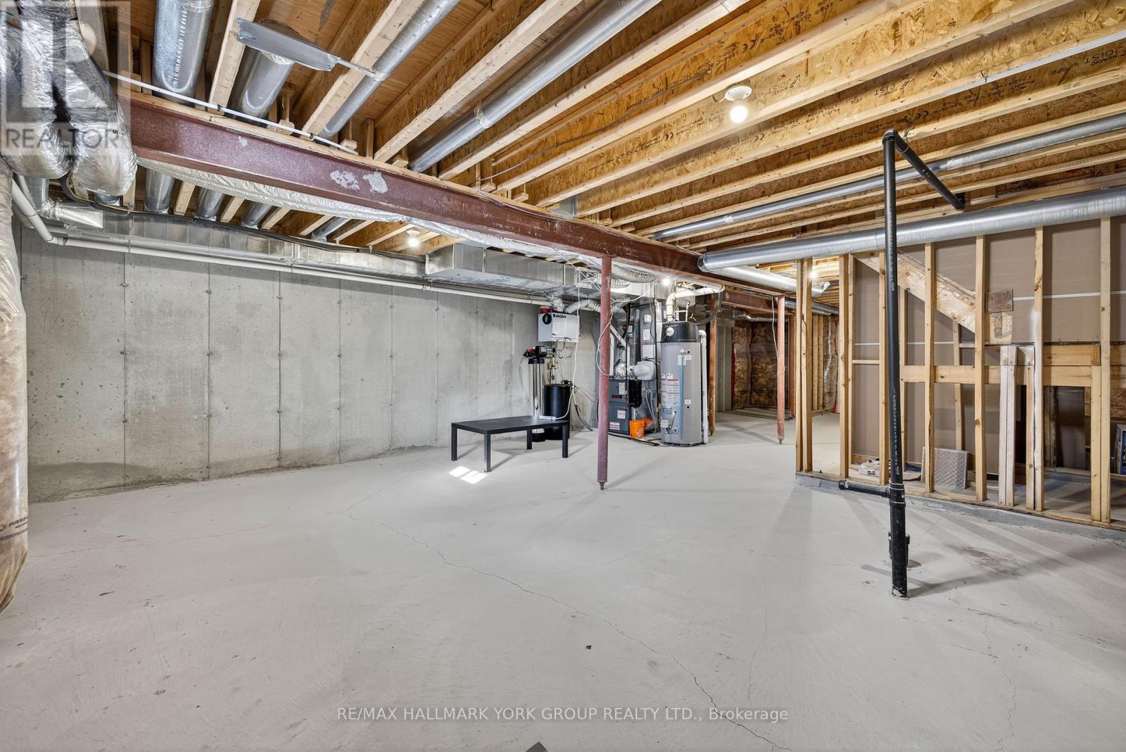 14 Walter Proctor Road, East Gwillimbury, Ontario  L9N 0L6 - Photo 31 - N12494434