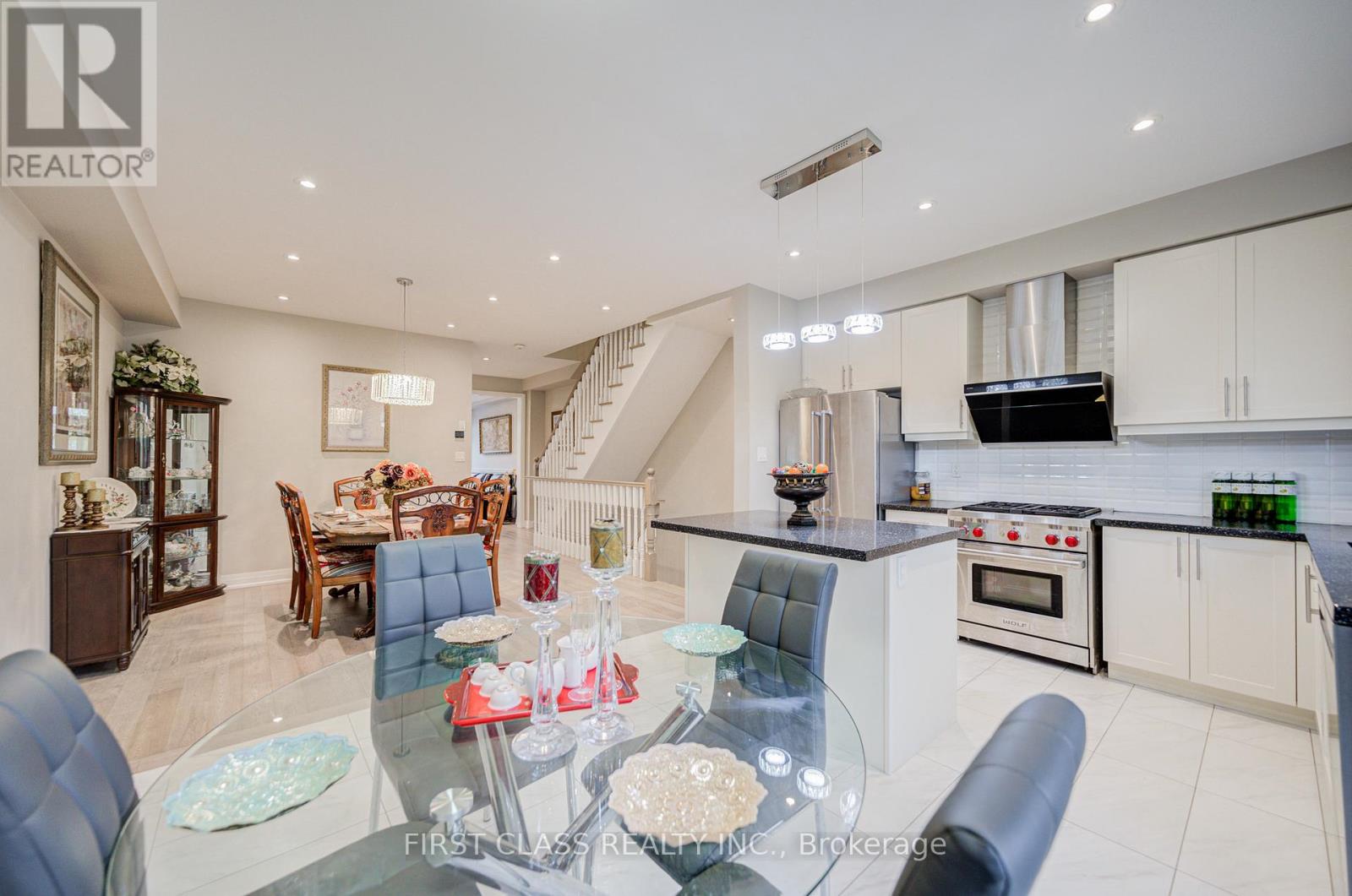 35 Thomas Foster Street, Markham, Ontario  L6C 0Z4 - Photo 11 - N12494440