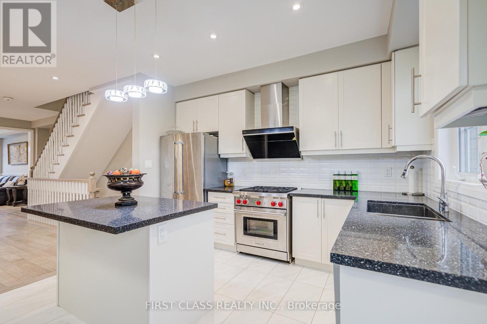 35 Thomas Foster Street, Markham, Ontario  L6C 0Z4 - Photo 8 - N12494440