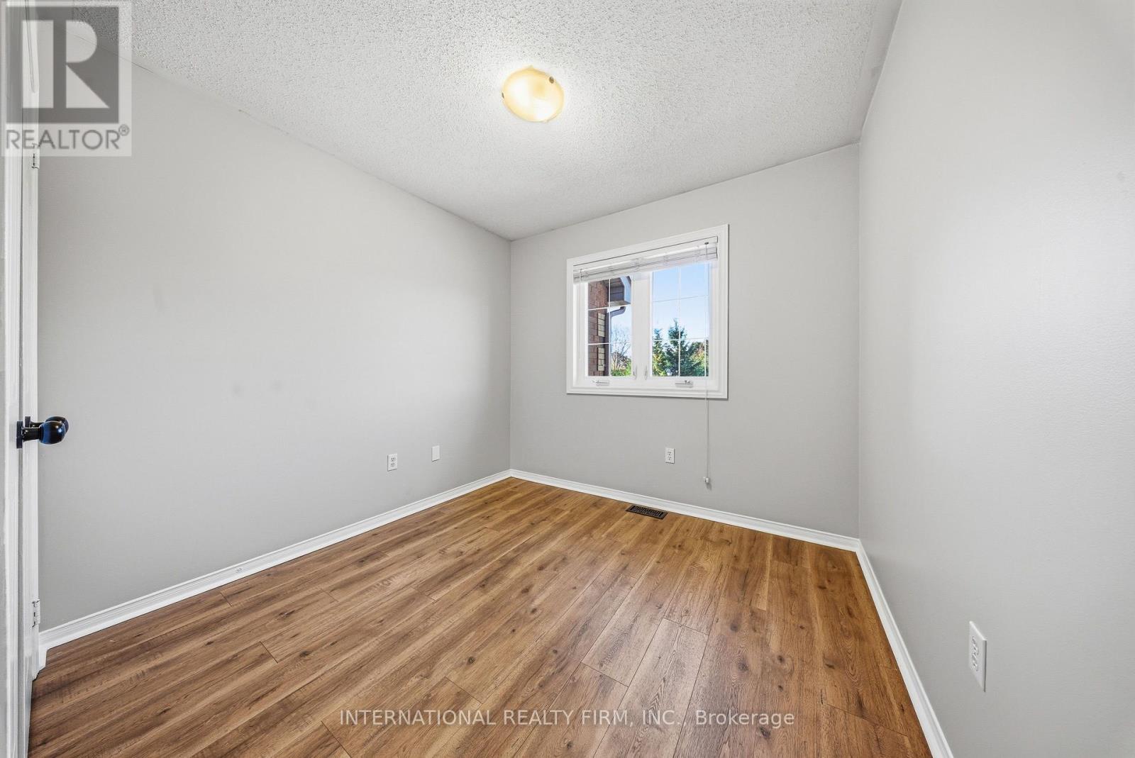 187 Park Drive, Whitchurch-Stouffville, Ontario  L4A 1J8 - Photo 10 - N12494444