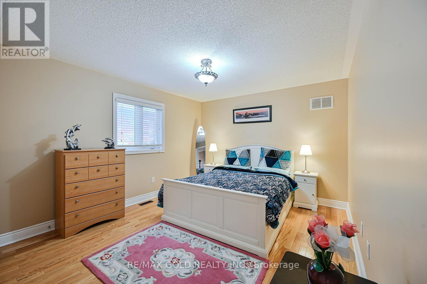 23 Yellow Pine Road, Brampton, Ontario  L6P 2E4 - Photo 36 - W12494390