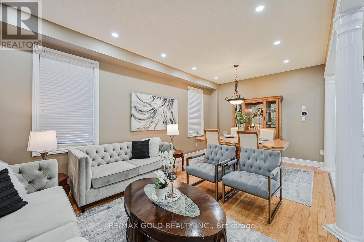 23 Yellow Pine Road, Brampton, Ontario  L6P 2E4 - Photo 9 - W12494390